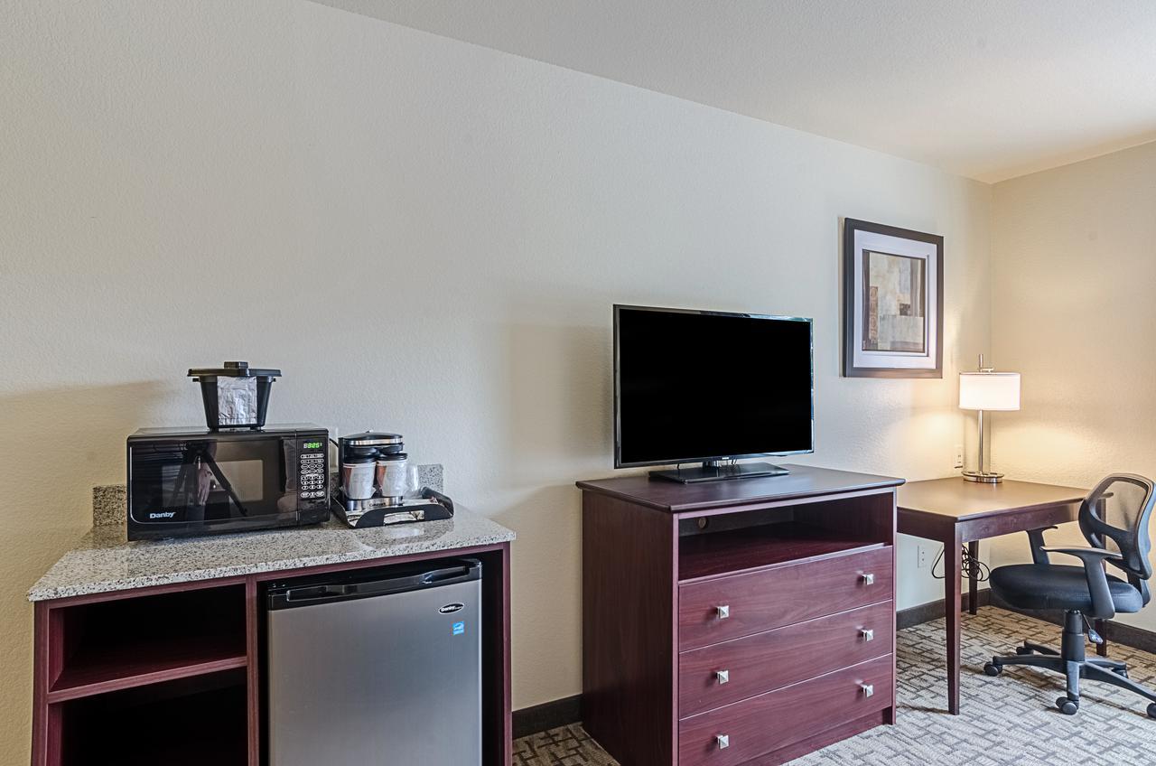 Cobblestone Inn & Suites - Guernsey Luaran gambar