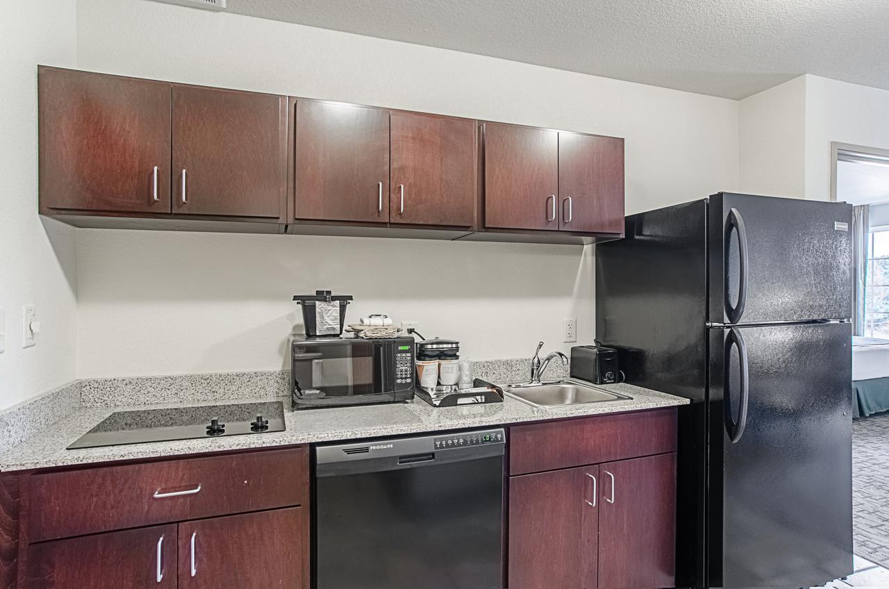 Cobblestone Inn & Suites - Guernsey Luaran gambar